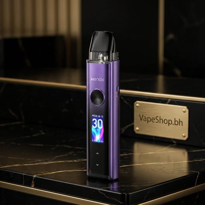 Azure blue geekvape wenax q pro kit close-up showing 0. 96" smart screen and type-c port for bahrain.