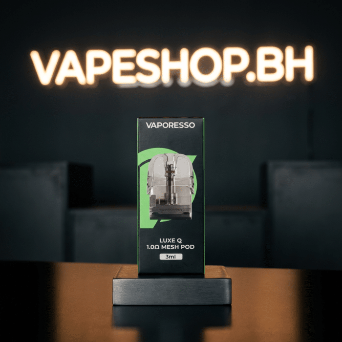 Green vaporesso luxe q pod kit with adjustable airflow slider and 3-color battery indicator for vaping.